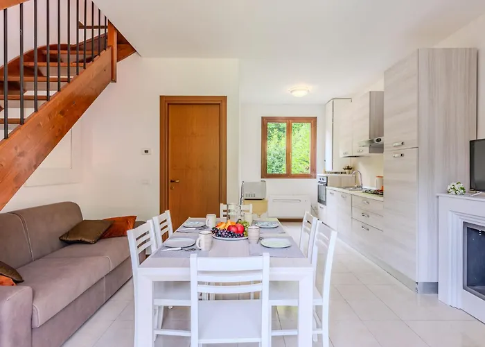 Borgo Castello-2 By Interhome Daire *